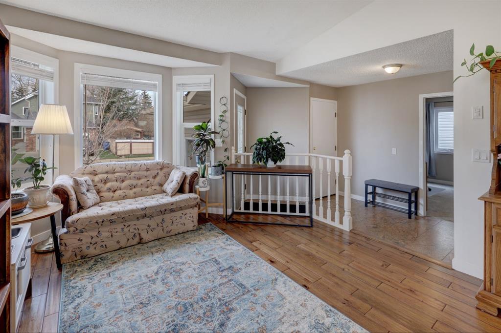 Third View of 2040 Morris Road SE, Meadowbrook, Airdrie, Alberta, T4A 1V9
