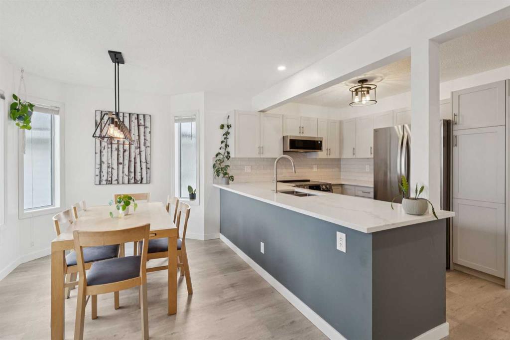 Third View of 92 Scenic Gardens NW, Scenic Acres, Calgary, Alberta, T3L 1Y6