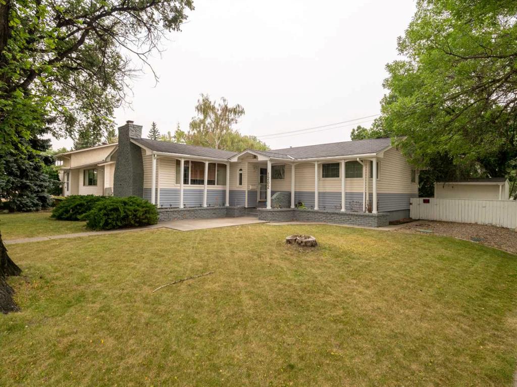 1202 13 Street S, A2305667, Alberta,