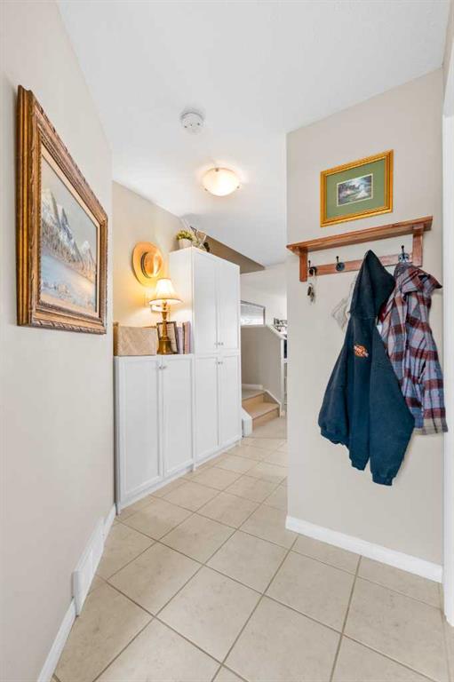Fourth View of 207, 45 N Railway Street , NONE, Okotoks, Alberta, T1S 1J3