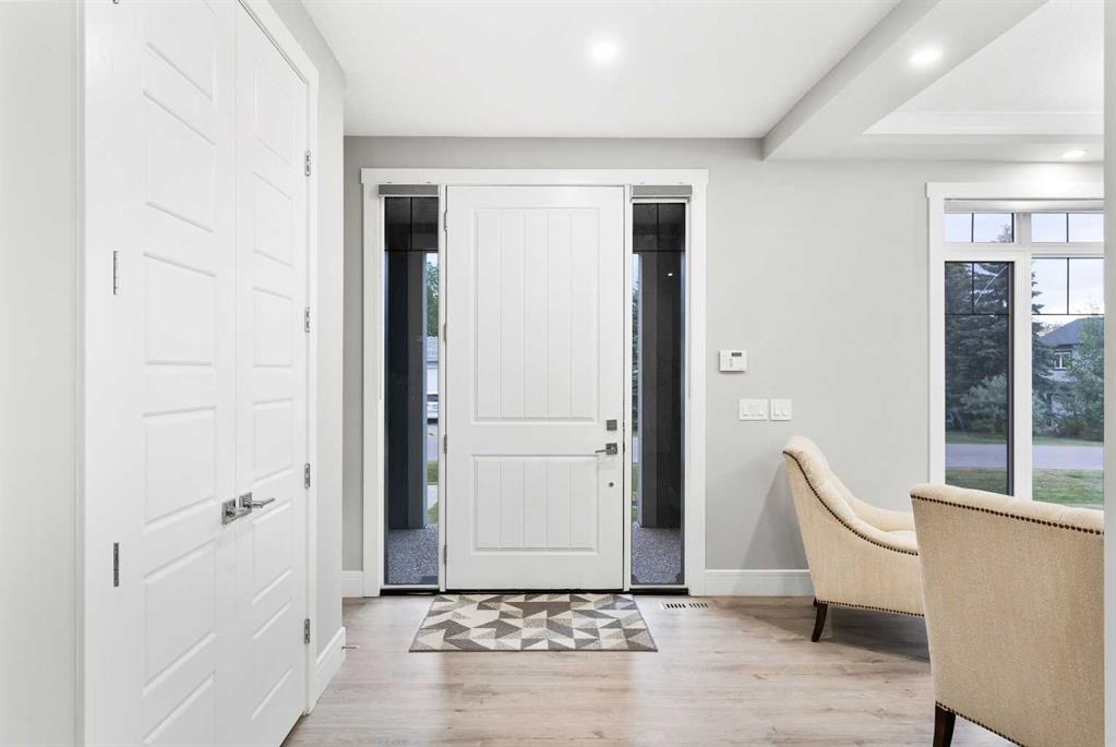 Fourth View of 876 East Lakeview Road , Kinniburgh North, Chestermere, Alberta, T1X 0W7