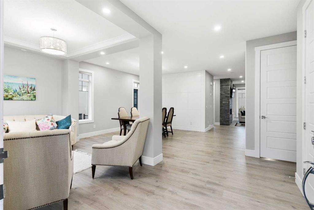 Fifth View of 876 East Lakeview Road , Kinniburgh North, Chestermere, Alberta, T1X 0W7