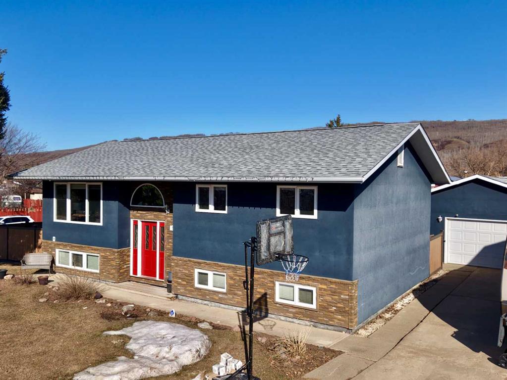 Third View of 7901 94 Street , North End, Peace River, Alberta, T8S 1E6