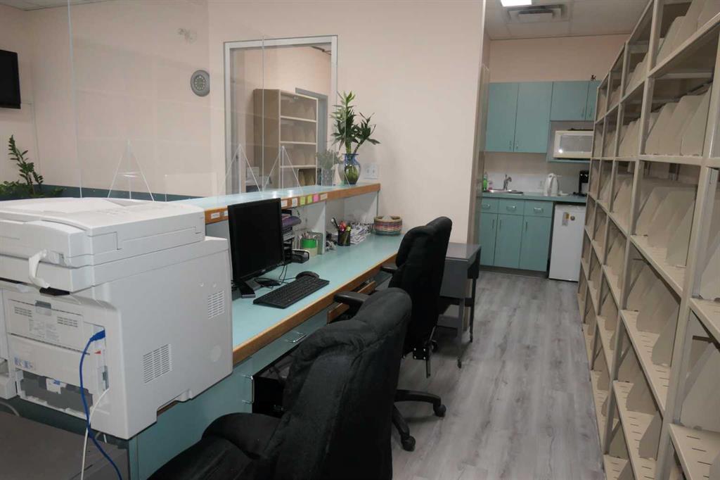 219, 328 Centre Street SE, A2305793, Alberta,