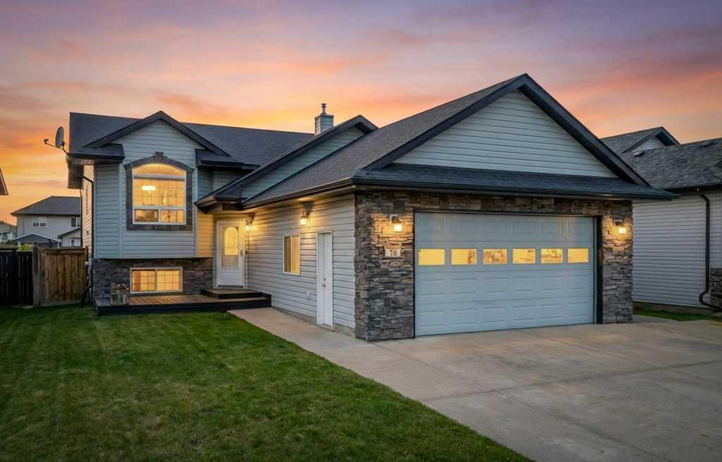 78 Lakeway Boulevard , A2305795, Alberta,