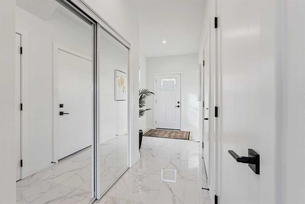 Fifth View of 255, 7820 Spring Willow Drive SW, Springbank Hill, Calgary, Alberta, T3H 6E1