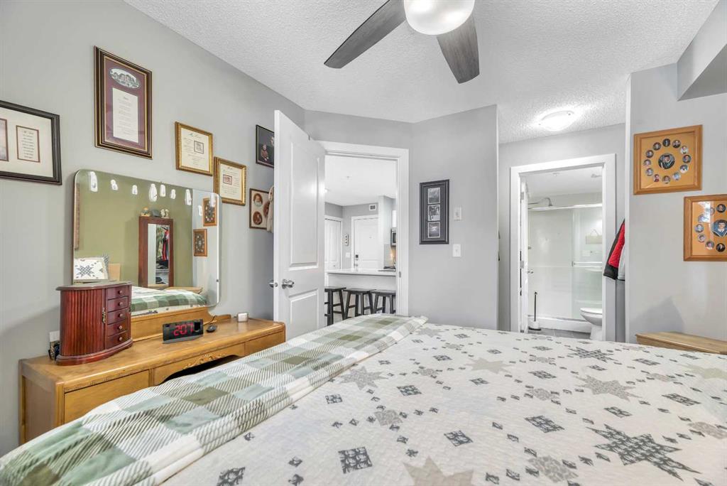 Fifth View of 8109, 403 Mackenzie Way SW, Downtown, Airdrie, Alberta, T4B 3V7