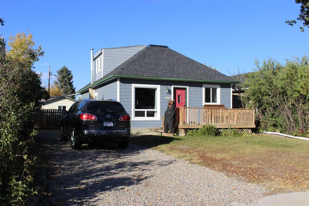 556 Rogers Avenue , A2305842, Alberta,