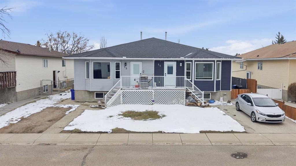 13 Green Meadow Crescent , A2305867, Alberta,
