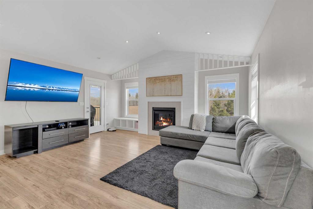 Fifth View of 105 Ash Close , Aspen Lake, Blackfalds, Alberta, T4M 0H9