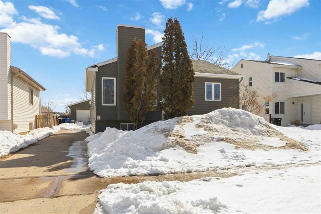 125 Brooks Place , A2305915, Alberta,