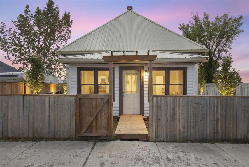 113 2 Avenue , A2305944, Alberta,