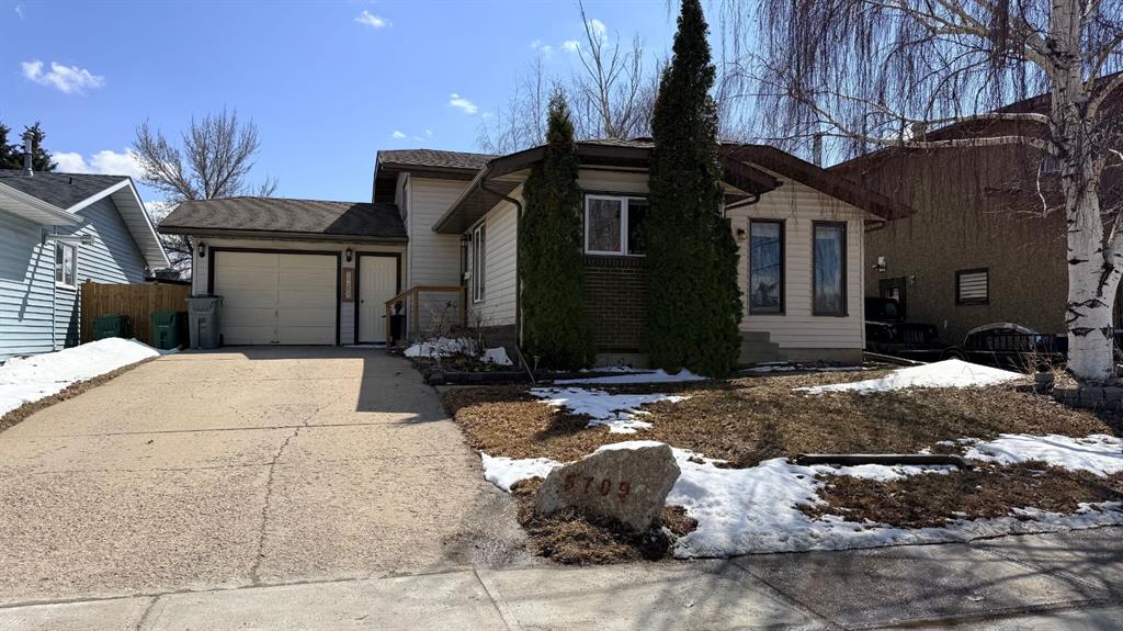 Fourth View of 5709 40 Street , Southridge, Lloydminster, Alberta, T9V 2P5