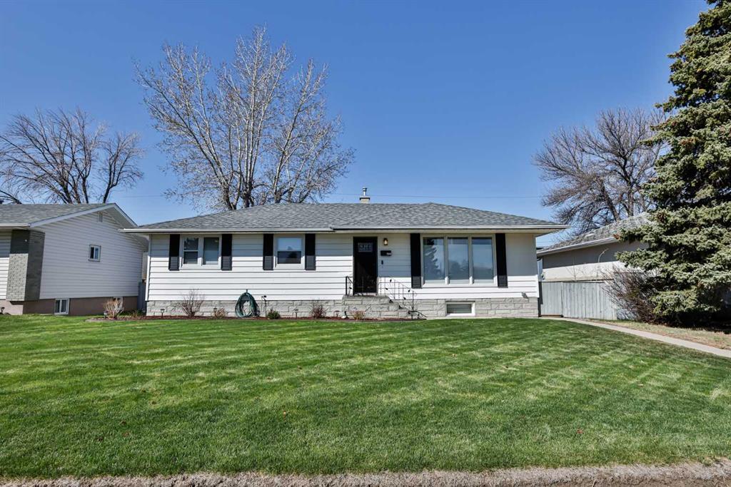 1104 27 Street S, A2305997, Alberta,