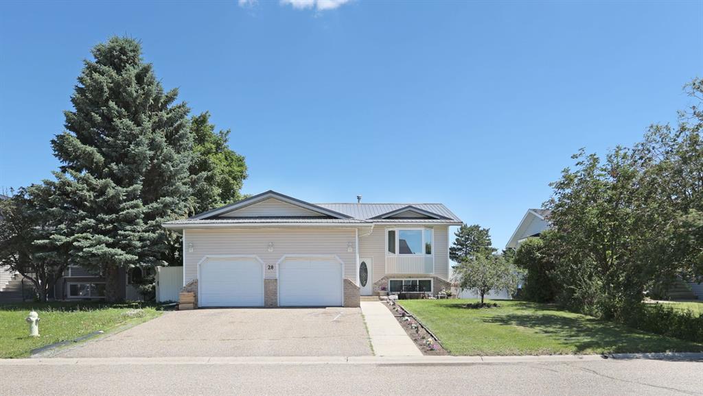 28 Upland Crescent W, A2306000, Alberta,