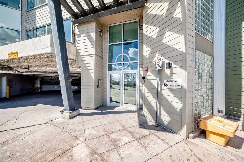 Third View of 406, 4303 1 Street NE, Highland Park, Calgary, Alberta, T2E 7M3