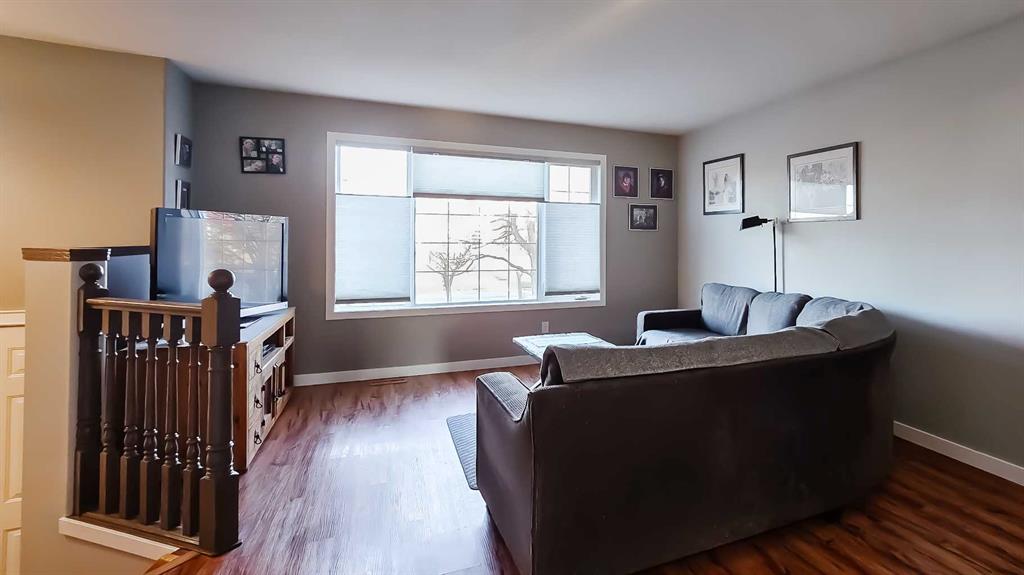 Fourth View of 7 Lawford Avenue , Lonsdale, Red Deer, Alberta, T4R 3B4