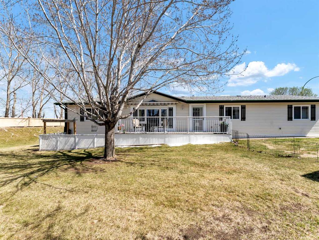 Fifth View of 33, 1600 Strachan Road SE, SE Southridge, Medicine Hat, Alberta, T1B3M4