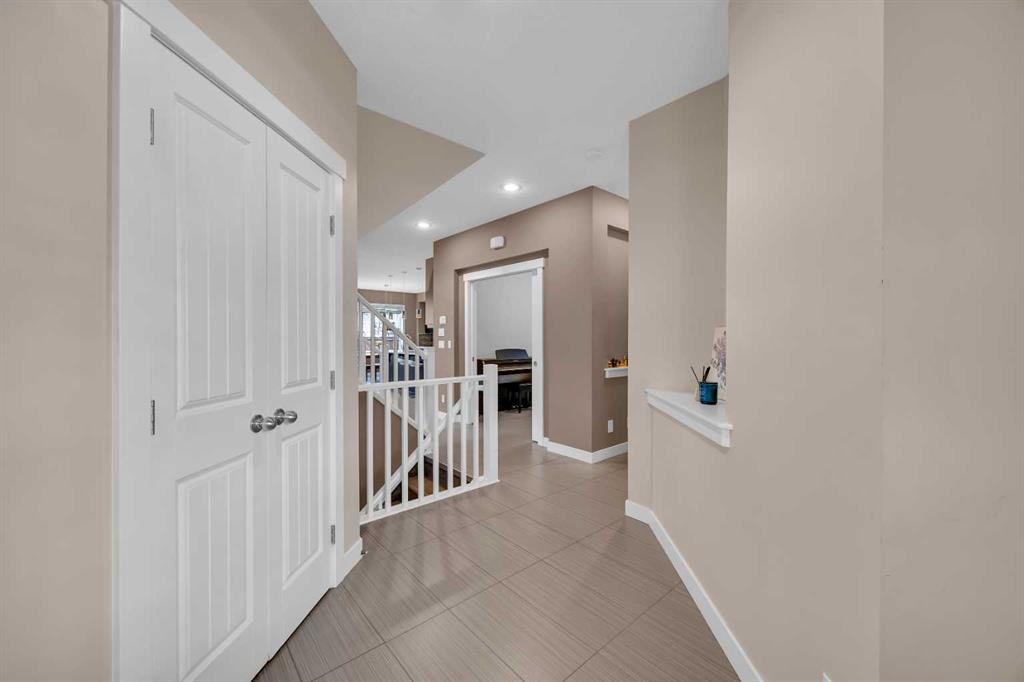 Fourth View of 131 Sherwood Street NW, Sherwood, Calgary, Alberta, T3R 0P1