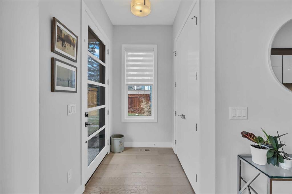 Fifth View of 3538 36 Avenue SW, Rutland Park, Calgary, Alberta, T3E 1C4