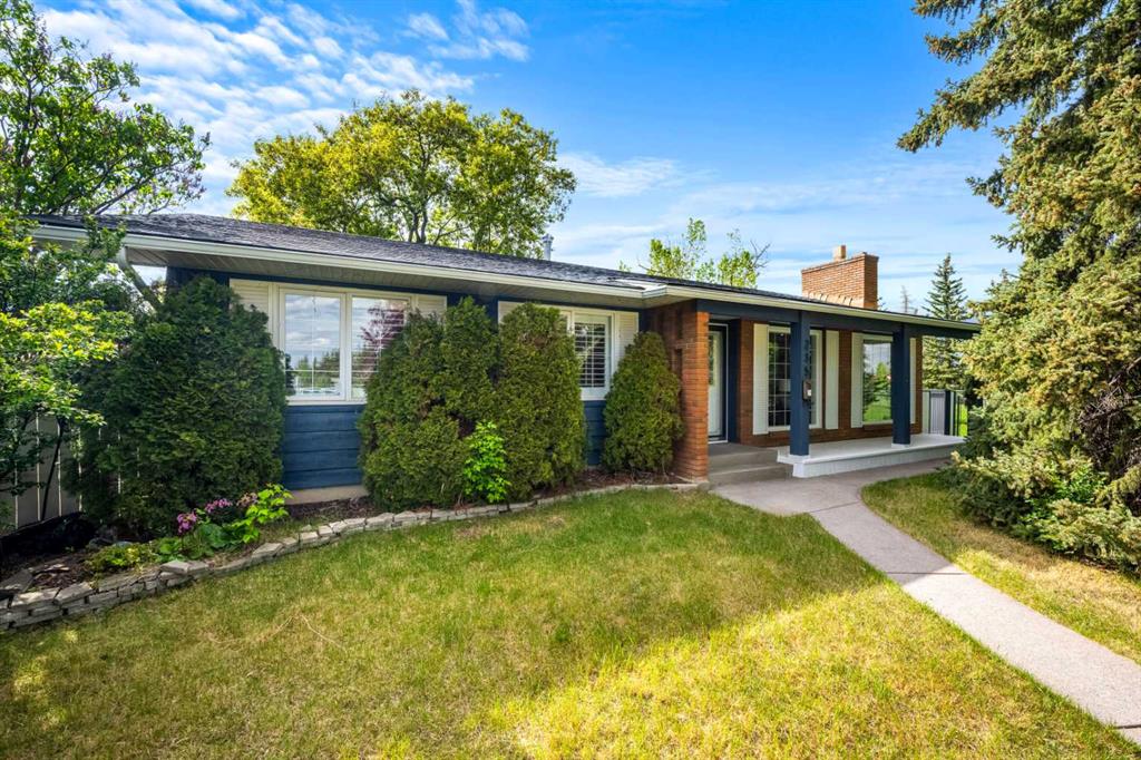 235 Lake Rosen Crescent SE, A2306126, Alberta,