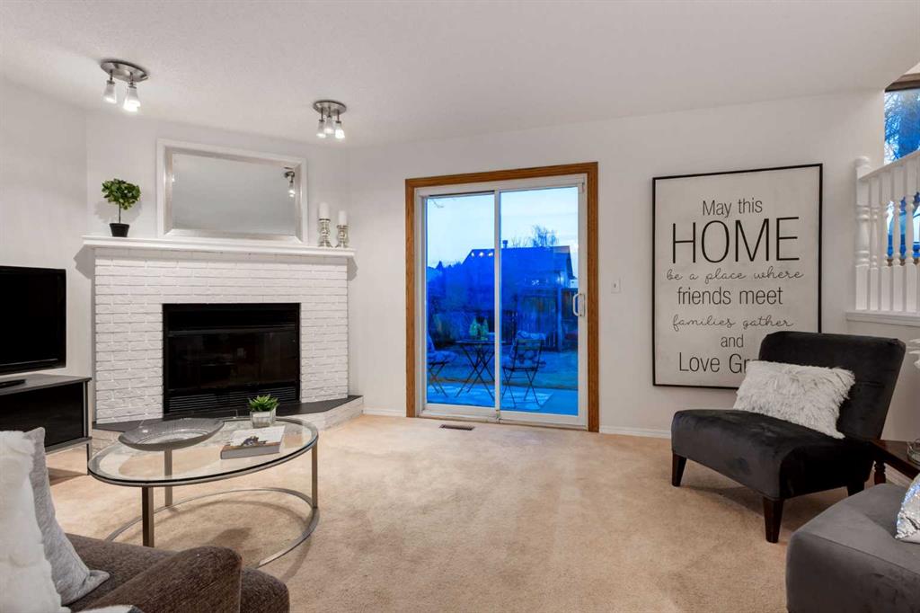 Second View of 131 Deersaxon Circle SE, Deer Run, Calgary, Alberta, T2J6V9