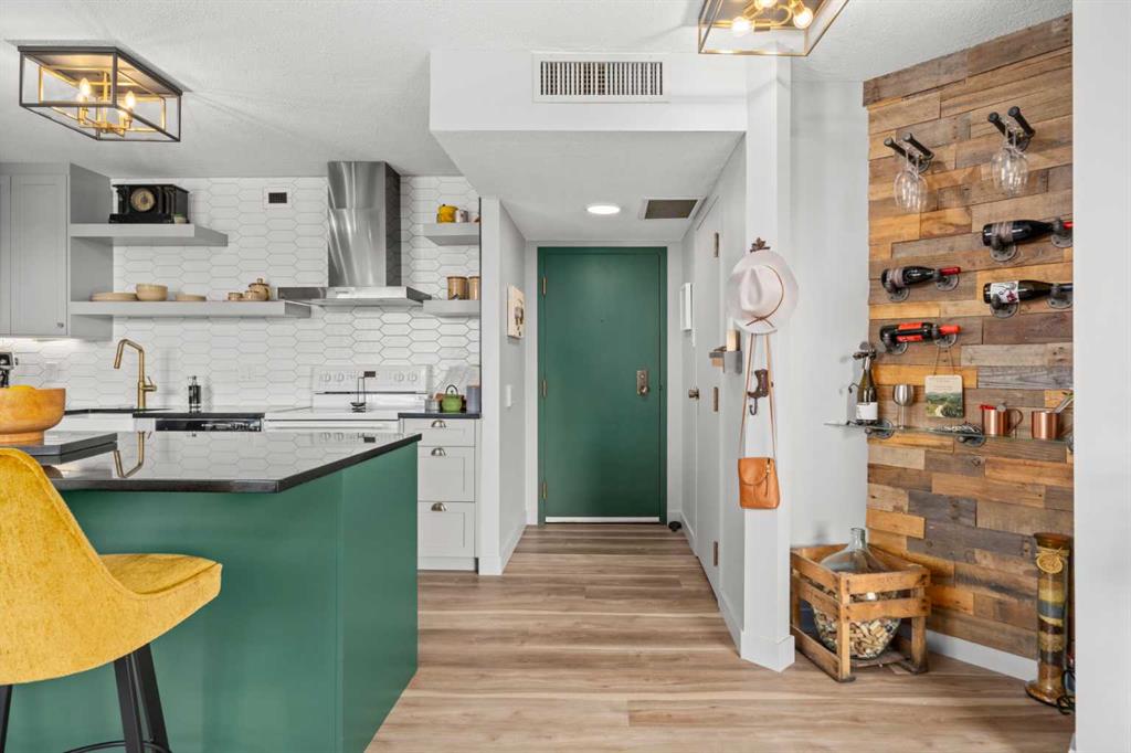 Third View of 704, 1202 13 Avenue SW, Beltline, Calgary, Alberta, T3C 0T1