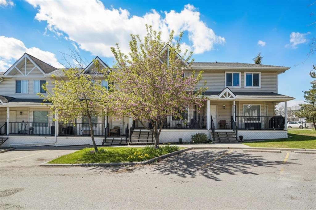 Second View of 112, 950 Arbour Lake Road NW, Arbour Lake, Calgary, Alberta, T3G 5B3