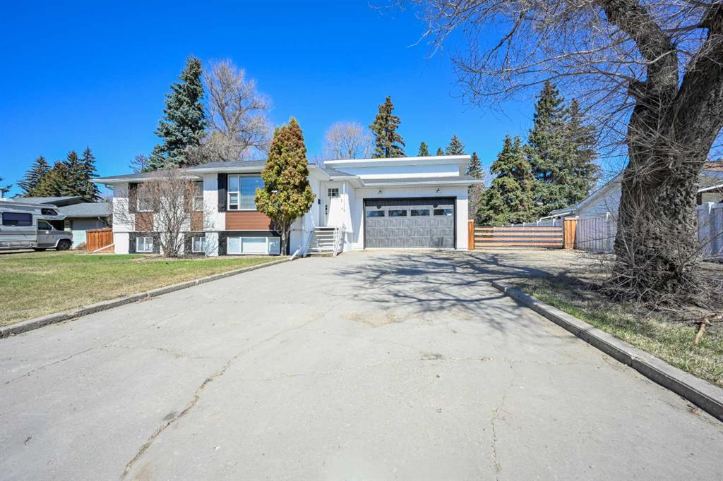 9910 105 Avenue , A2306229, Alberta,