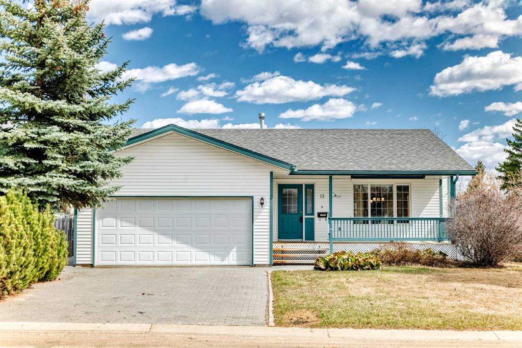 Third View of 13 Garden Road  , Fairway Heights, Lacombe, Alberta, T4L 1R5