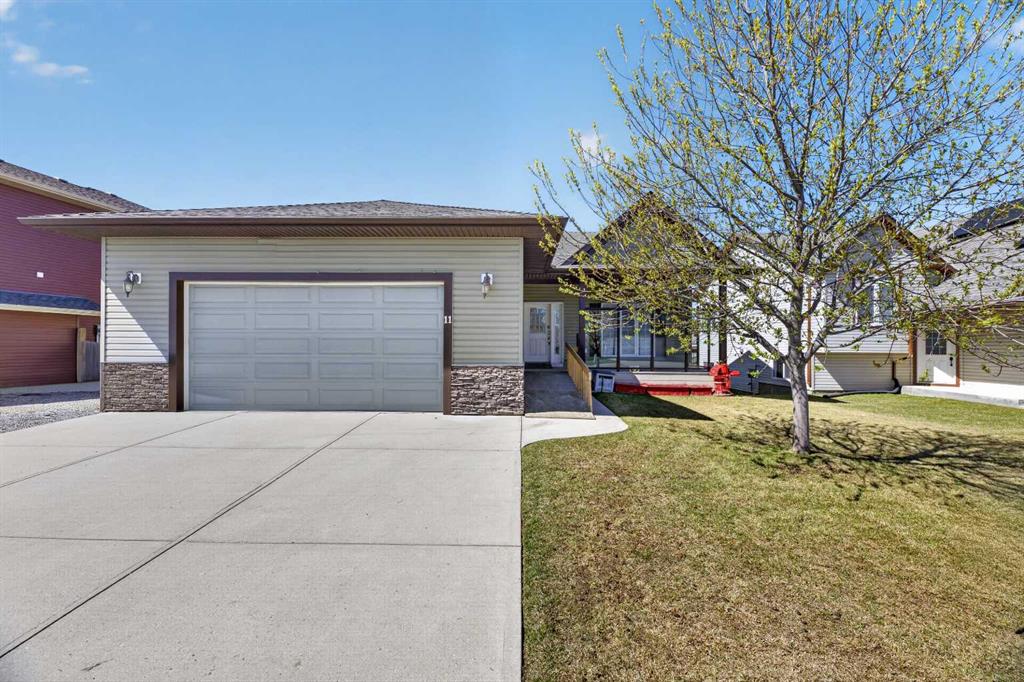 Second View of 11, 700 Carriage Lane  , NONE, Carstairs, Alberta, T0M0N0