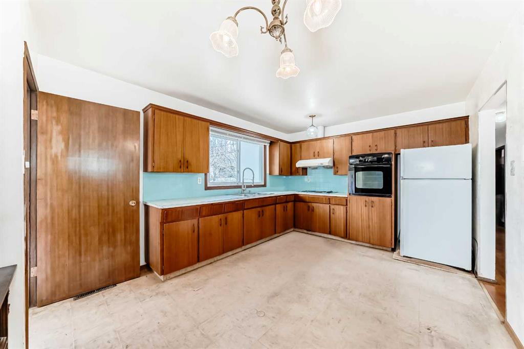 Fifth View of 8623 Alanwood Street SE, Acadia, Calgary, Alberta, T2H 1R9