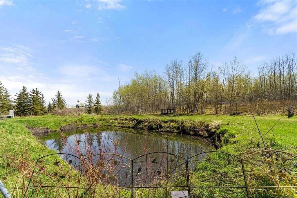 276 Pine Cove  , A2306381, Alberta,