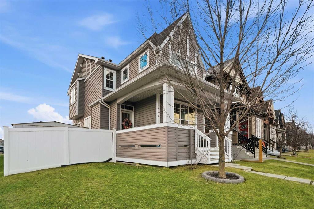 Third View of 1795 New Brighton Drive SE, New Brighton, Calgary, Alberta, T2Z0J7