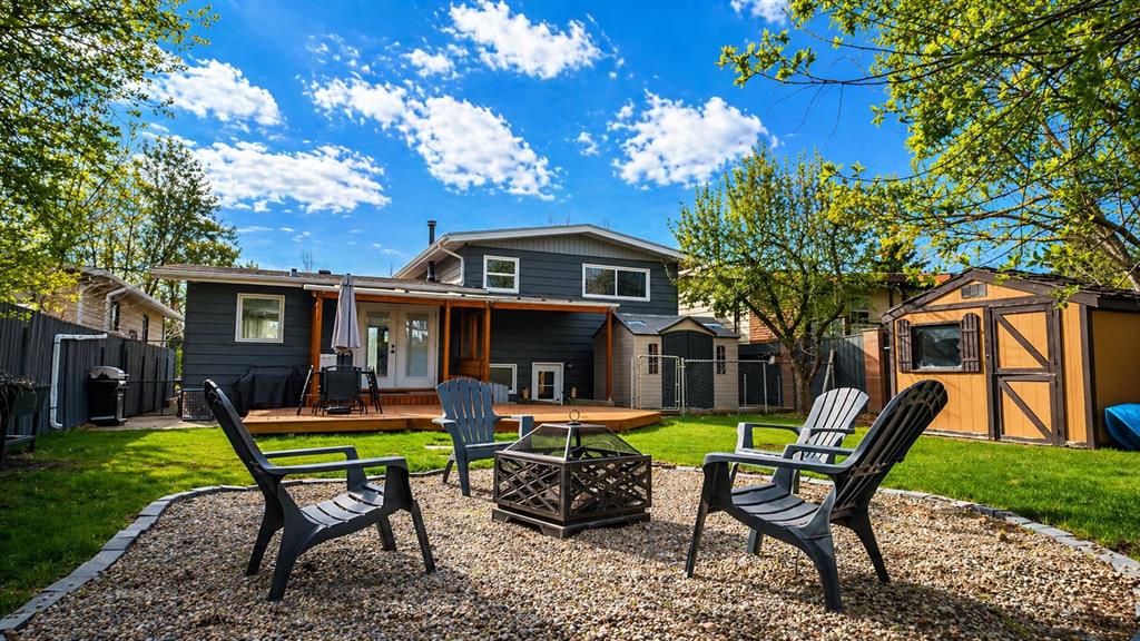 10 Cayuga Place W, A2306404, Alberta,