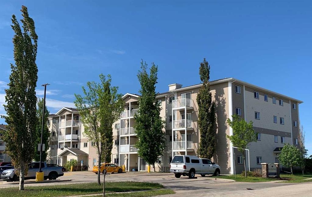 301, 12025 Royal Oaks Drive , A2306454, Alberta,