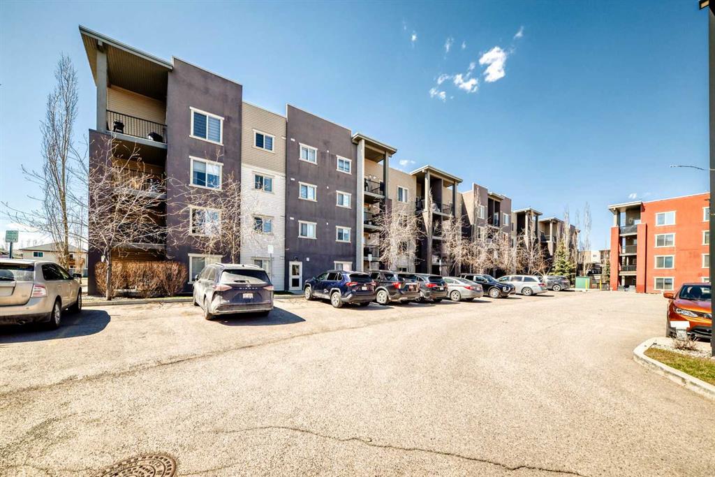 Third View of 4304, 403 Mackenzie Way SW, Downtown, Airdrie, Alberta, T4B 3V7