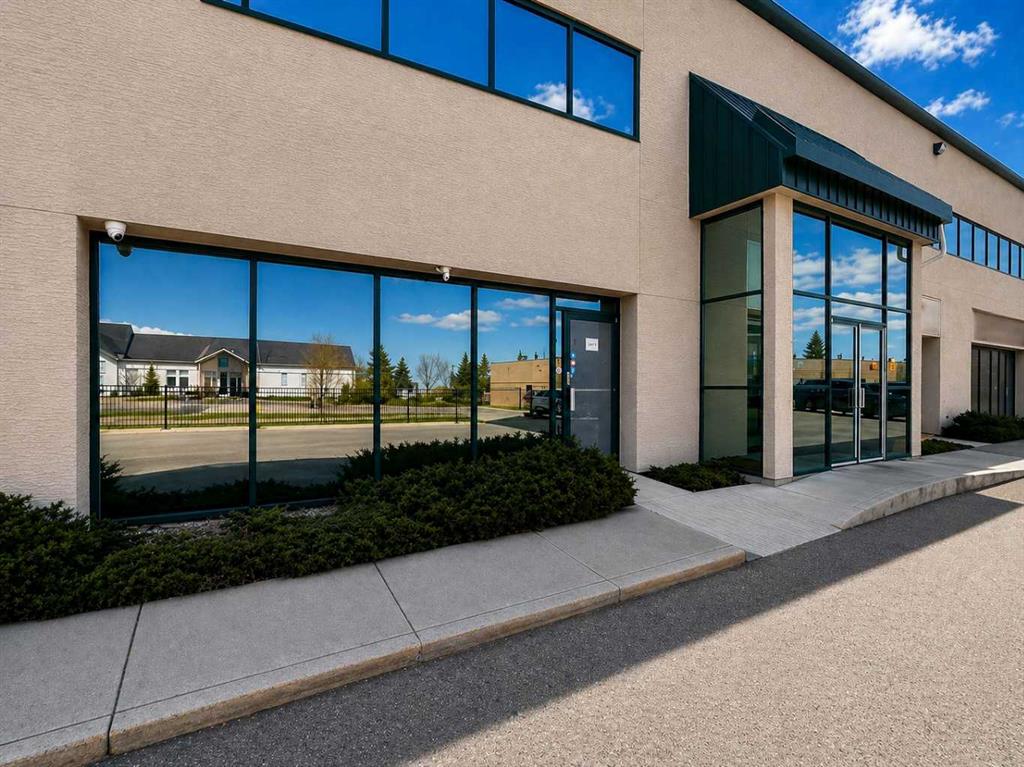 109, 3825 34 Street NE, A2306553, Alberta,