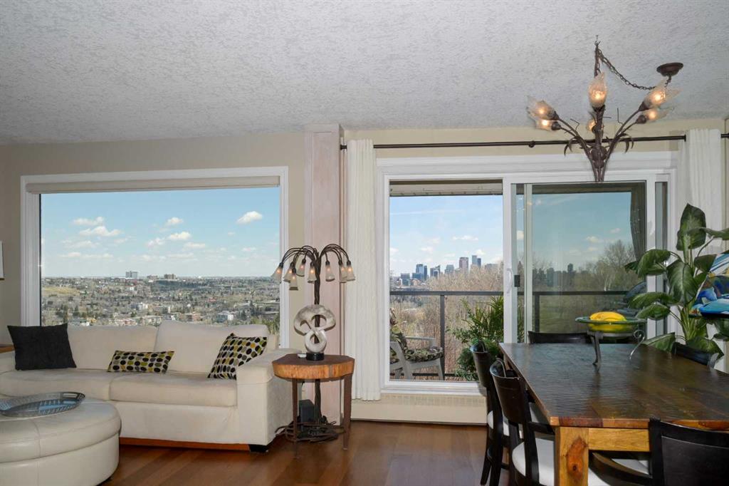 Third View of 303, 524 Cedar Crescent SW, Spruce Cliff, Calgary, Alberta, T3C 2Y8