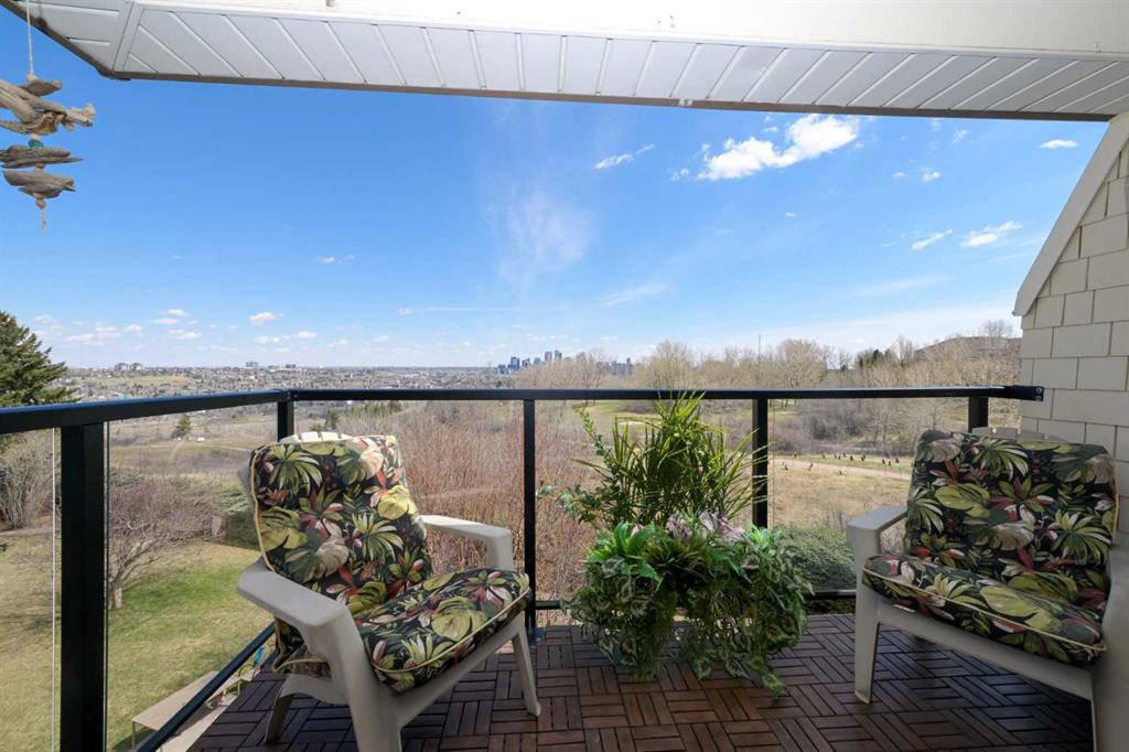 Fifth View of 303, 524 Cedar Crescent SW, Spruce Cliff, Calgary, Alberta, T3C 2Y8
