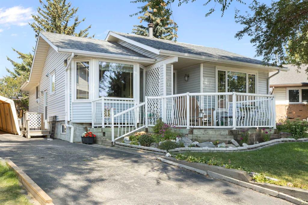 243 Radcliffe Place SE, A2306587, Alberta,