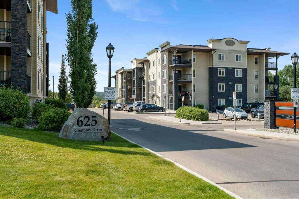 2302, 625 Glenbow Drive , A2306599, Alberta,