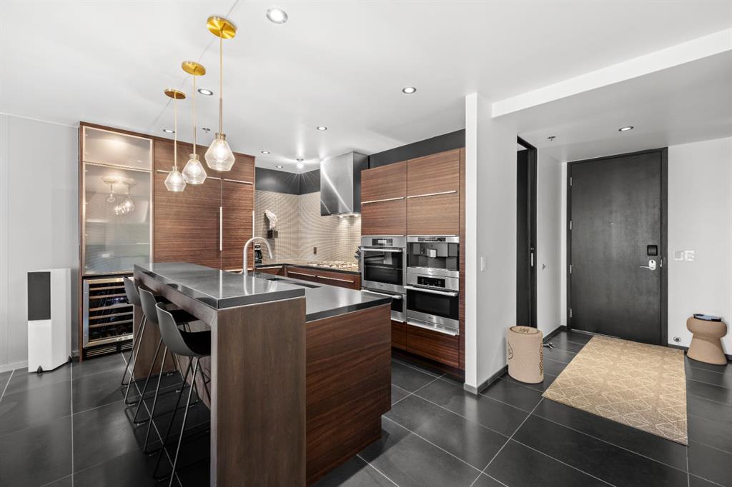 Fifth View of 1502, 108 9 Avenue SW, Downtown Commercial Core, Calgary, Alberta, T2P 0B9