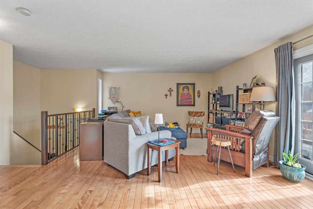 Third View of 8, 50 8 Avenue SE, NONE, High River, Alberta, T1V 1E8