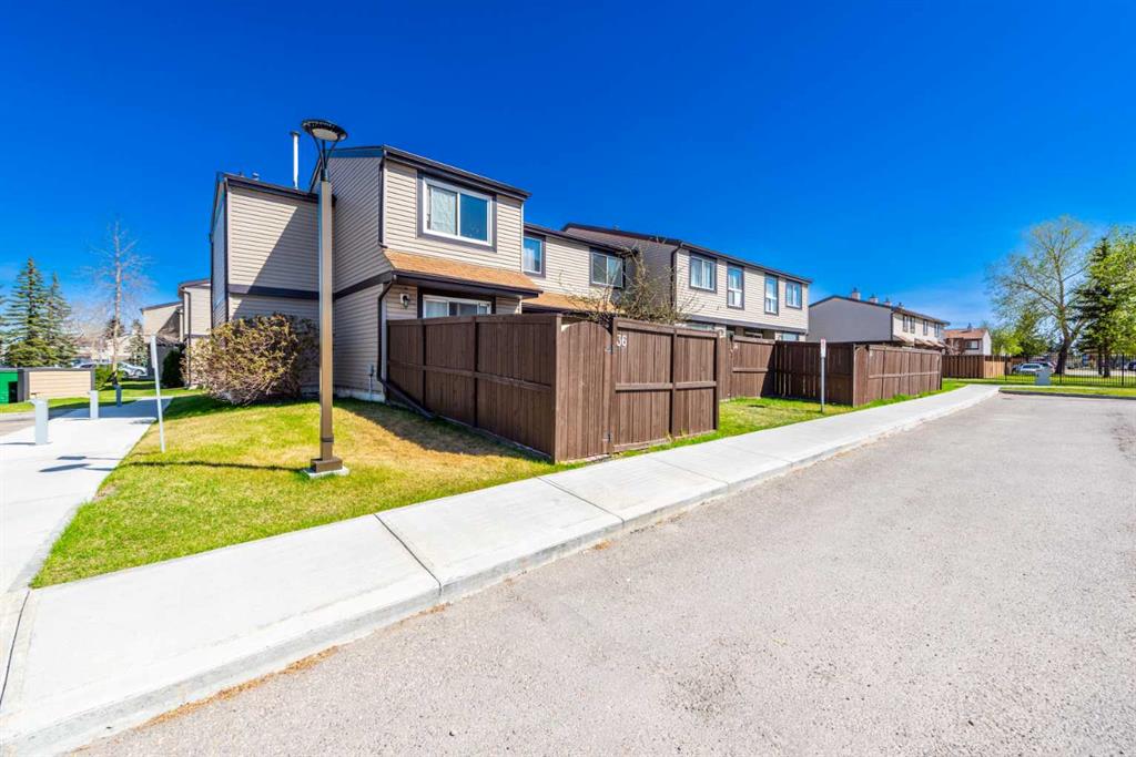 Fifth View of 34, 3029 Rundleson Road NE, Rundle, Calgary, Alberta, T1Y 3Z5