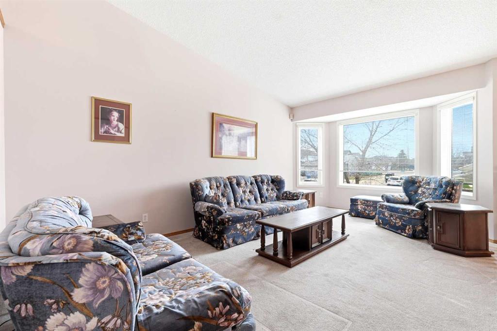 Fifth View of 111 Coverton Close NE, Coventry Hills, Calgary, Alberta, T3K4P4