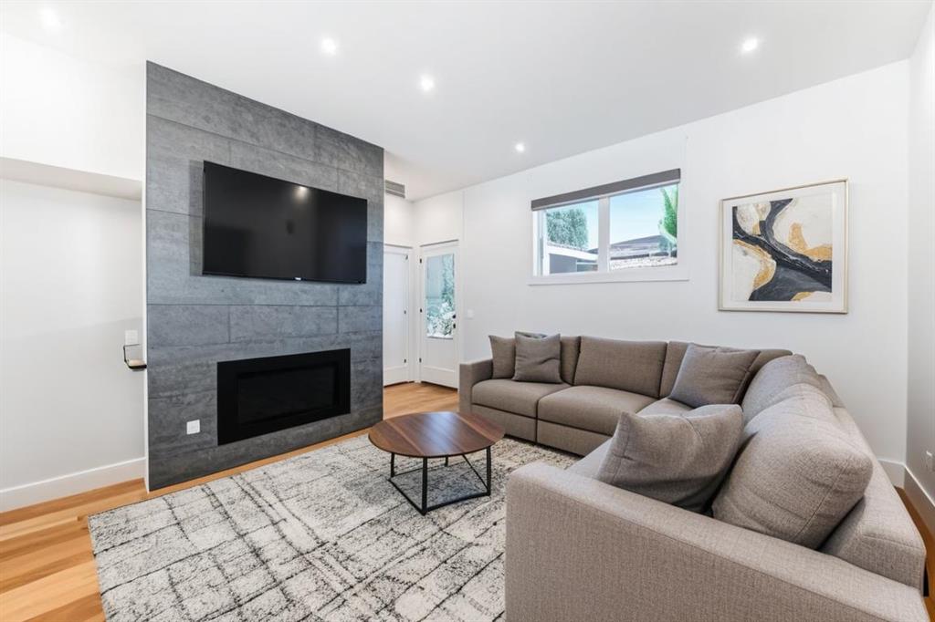 Fifth View of 3704 28 Avenue SW, Killarney/Glengarry, Calgary, Alberta, T3E 2Z9