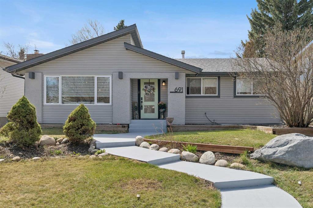 691 Brookpark Drive SW, A2306714, Alberta,