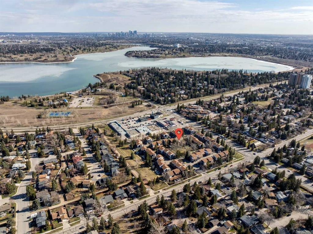 1002, 2520 Palliser Drive SW, A2306736, Alberta,