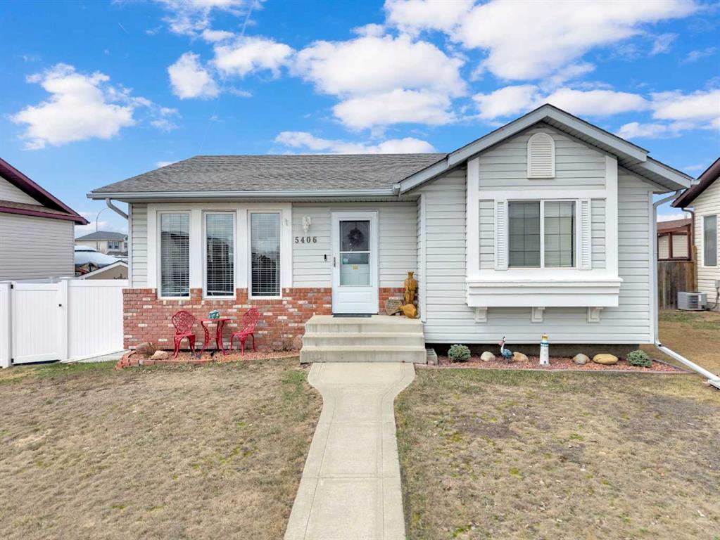 Second View of 5406 Prairie Ridge Avenue  , Panorama Estates, Blackfalds, Alberta, T4M 0C9